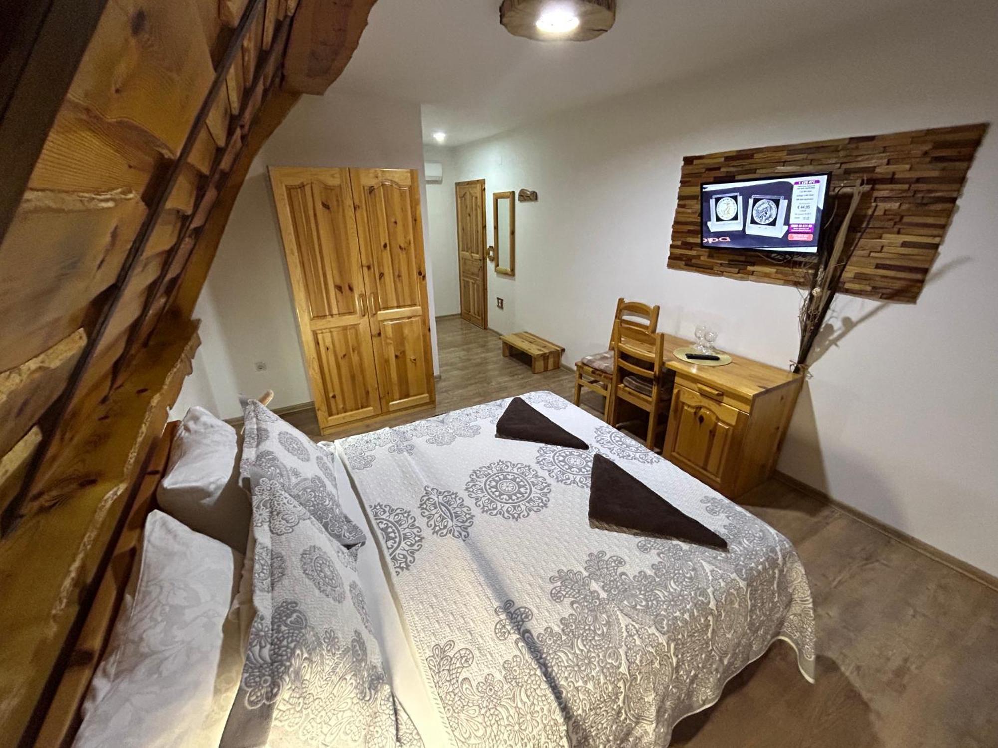 Rustic Plitvice Bed & Breakfast