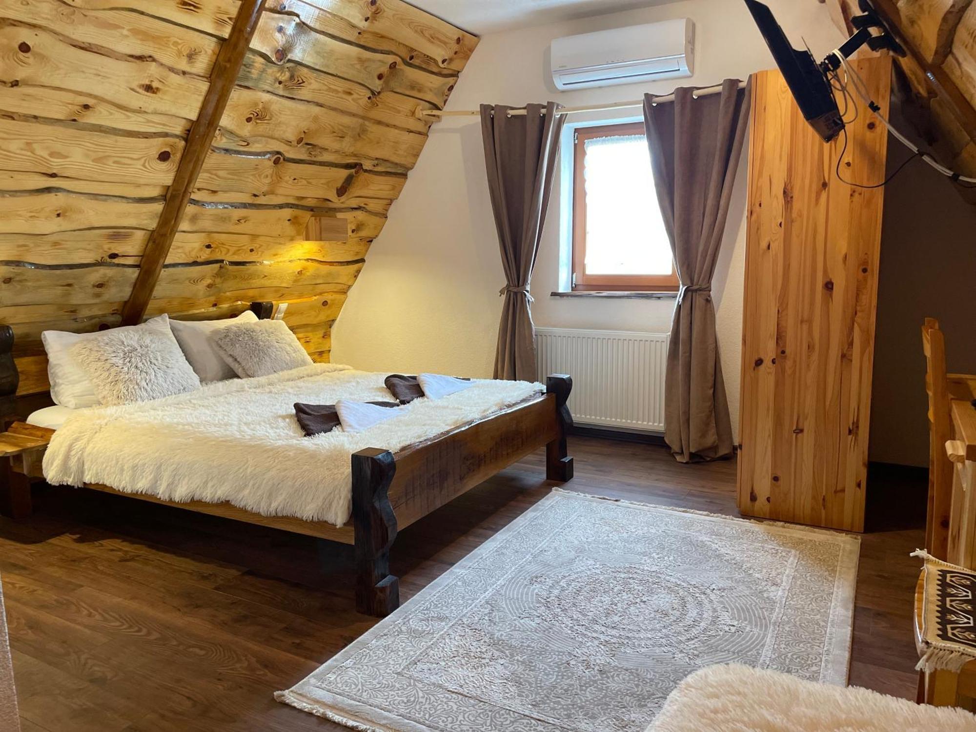 Rustic Plitvice Bed & Breakfast Plitvicka Jezera